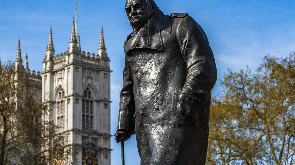 Westminster WW2 walking tour with Churchill War Rooms ticket on a 2 day London itinerary